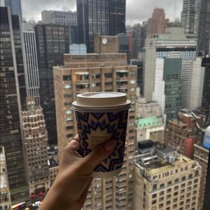 Meet your Posher, Mia